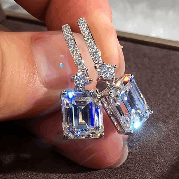 Diamond Earrings  - Picture 1 of 4